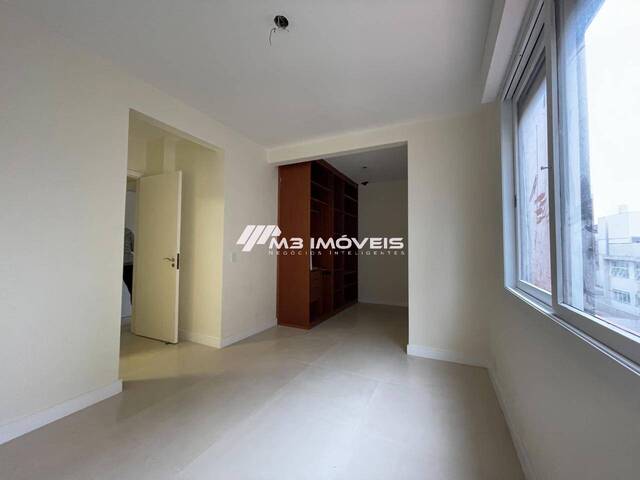 Apartamento para Venda em Caxias do Sul - 5