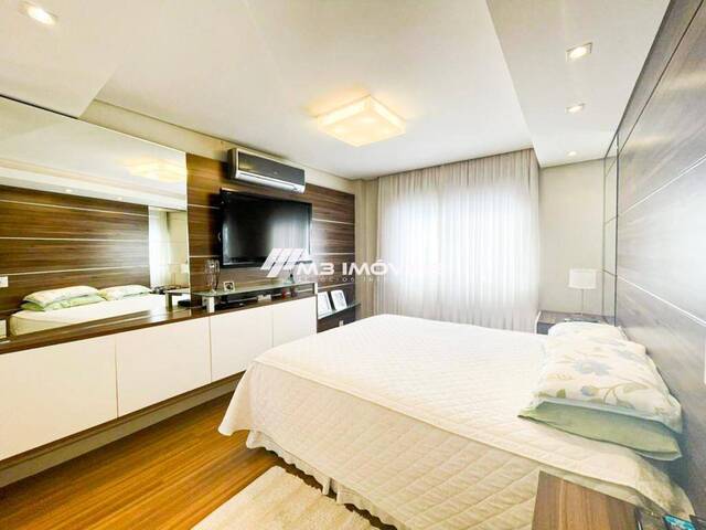 Apartamento para Venda em Caxias do Sul - 2