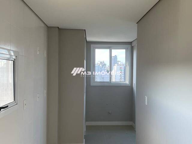 Apartamento para Venda em Caxias do Sul - 5