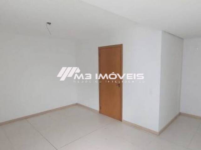 Apartamento para Venda em Caxias do Sul - 4