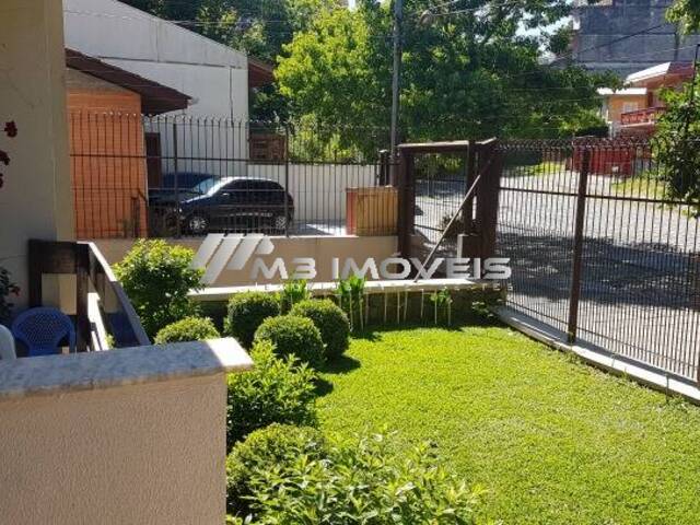 Apartamento para Venda em Caxias do Sul - 3
