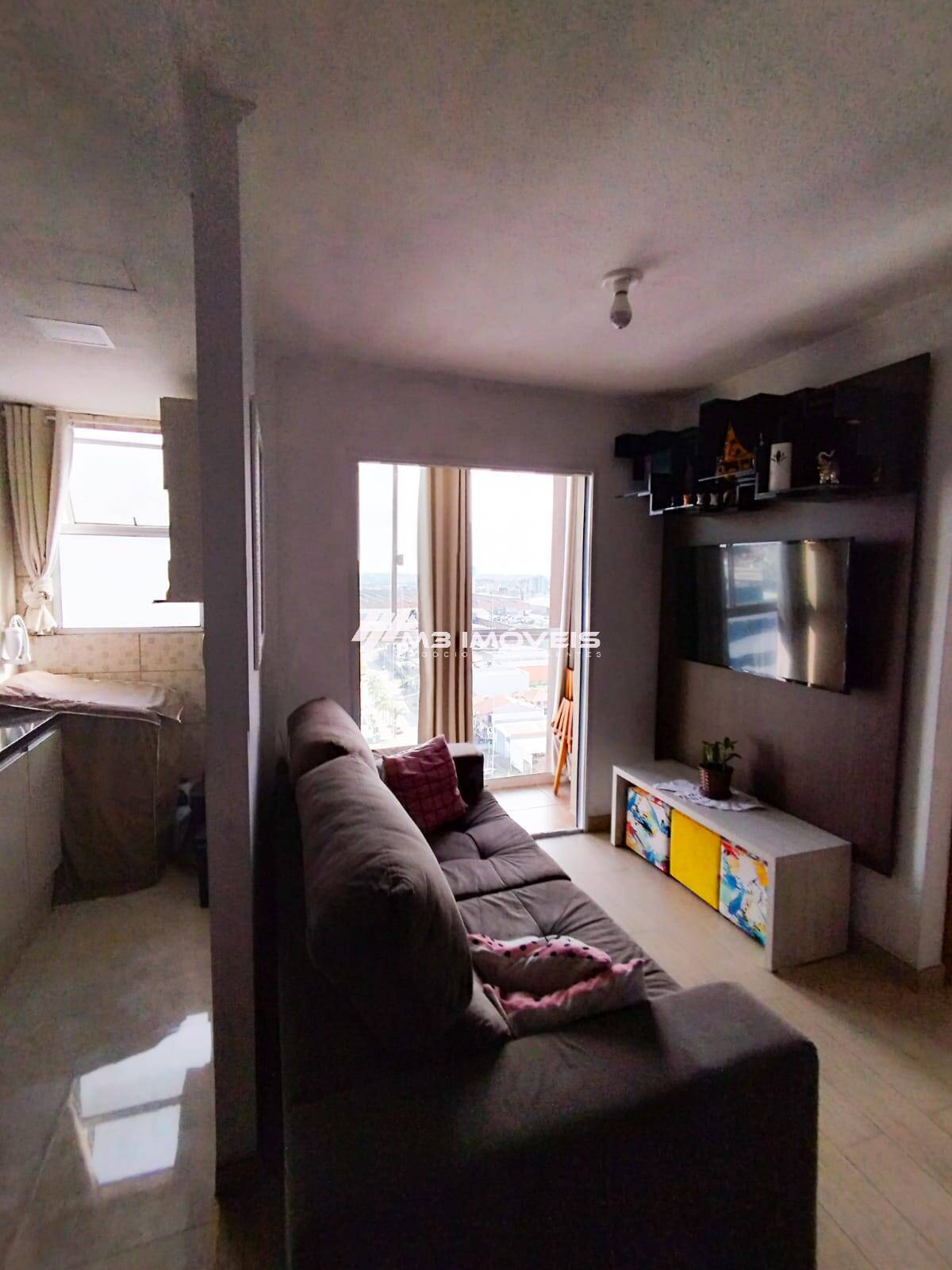 Apartamento semi-mobiliado no bairro De Lazzer, Empreendimento com Piscina — foto 3