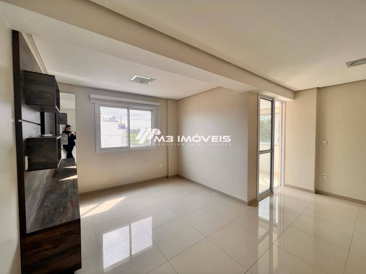 Apartamento Semi-Mobiliado Próximo ao Shopping Villagio Iguatemi - 16
