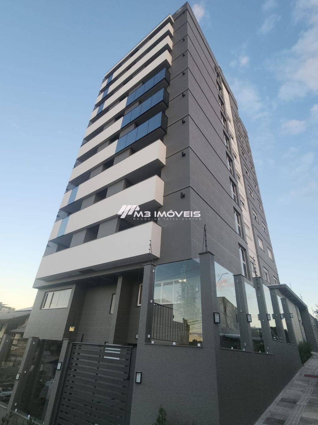 Apartamento, 3 quartos, 173 m² - Foto 1
